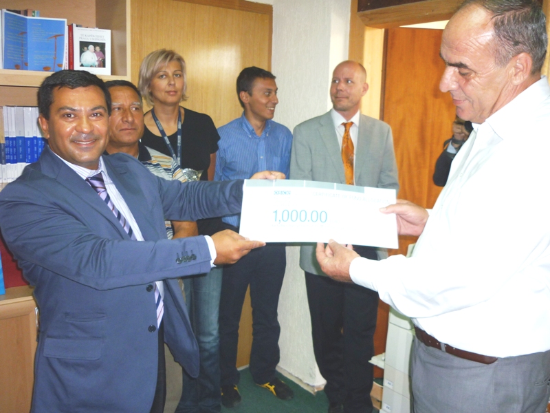 OSCE presents award to Istog Municipality for the best Legal Library in Peja region